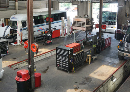Eyre's Truck, Bus & RV repair service station